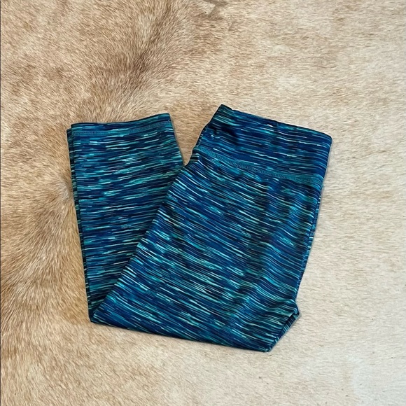 Justice girls capri leggings - Picture 3 of 6